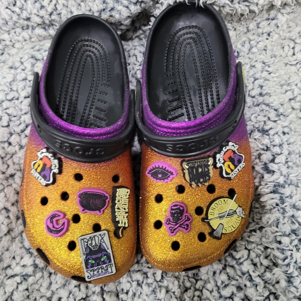 🌟2xHost Pick!🌟NWOT Hocus Pocus Limited Edition CROCS